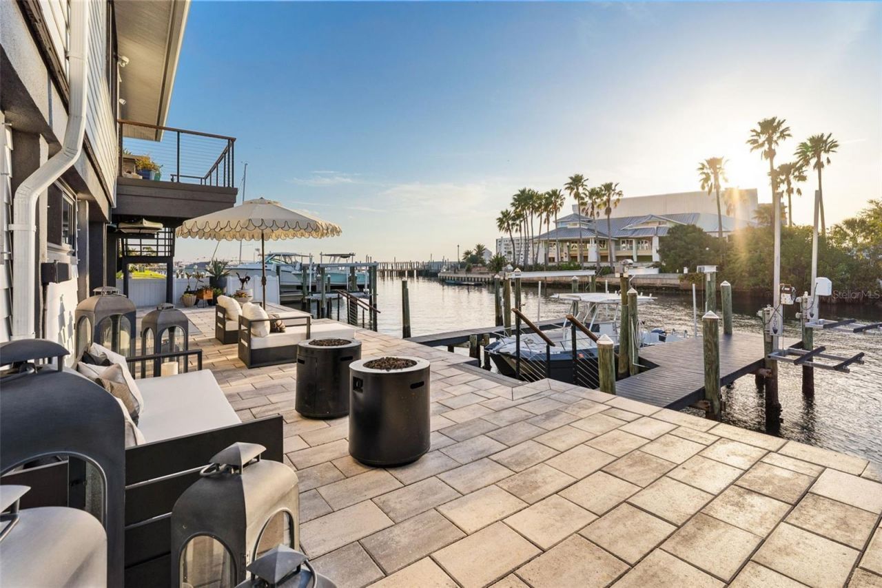 439 Causeway Boulevard, Dunedin, FL 34698 Photo