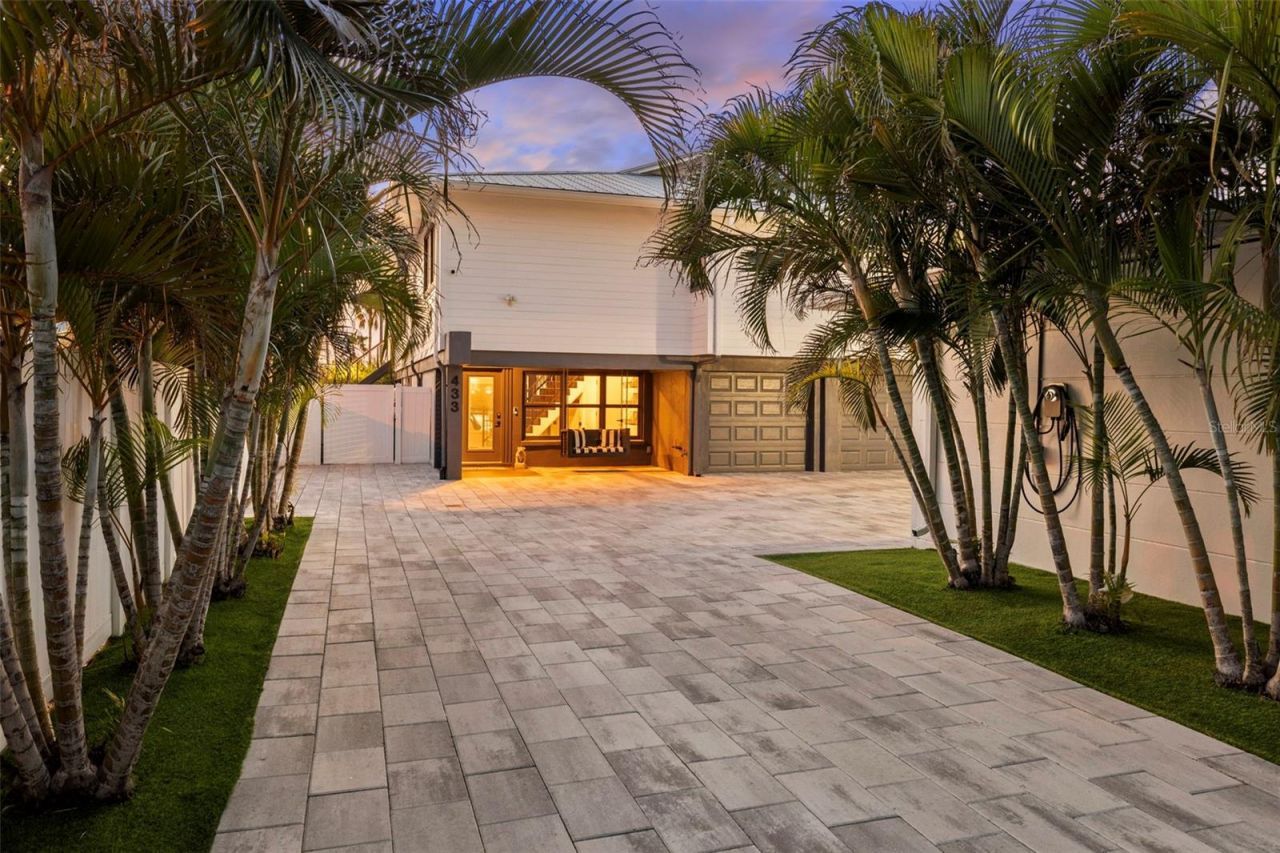 439 Causeway Boulevard, Dunedin, FL 34698 Photo