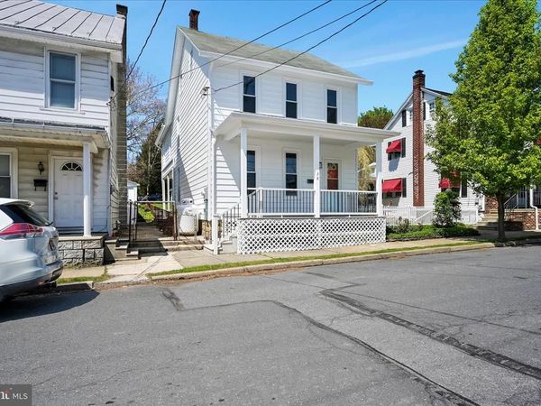 38 MIFFLIN STREET, PINE GROVE, PA 17963