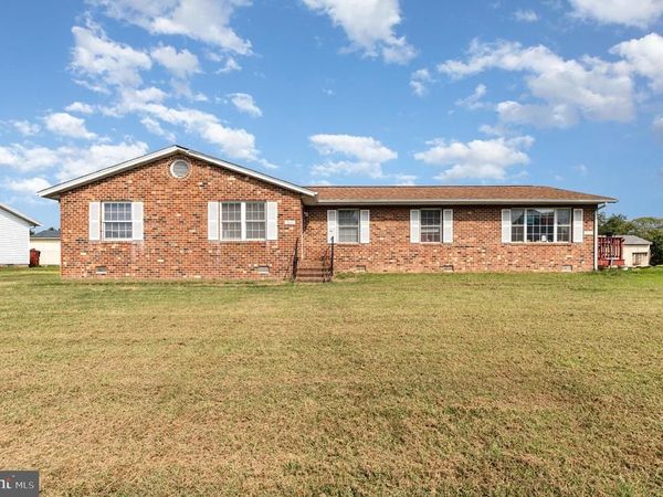 1929 SIERRA DRIVE , FREDERICKSBURG, VA 22405