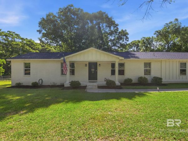 6685 Voran Drive, Theodore, AL 36582