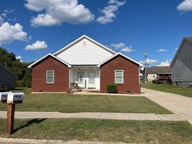 3118-3120 Winning Colors Way, Lawrenceburg, KY 40342