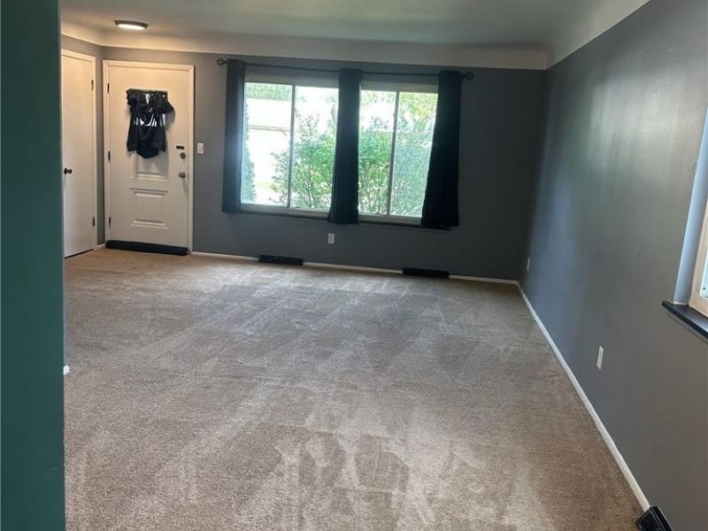 1187 Bonnie Lane, Mayfield Heights, OH 44124 Photo 2