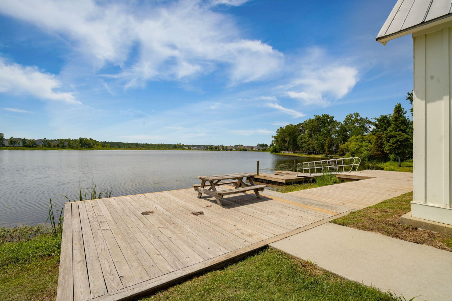 616 Black Pine Road Photo 31