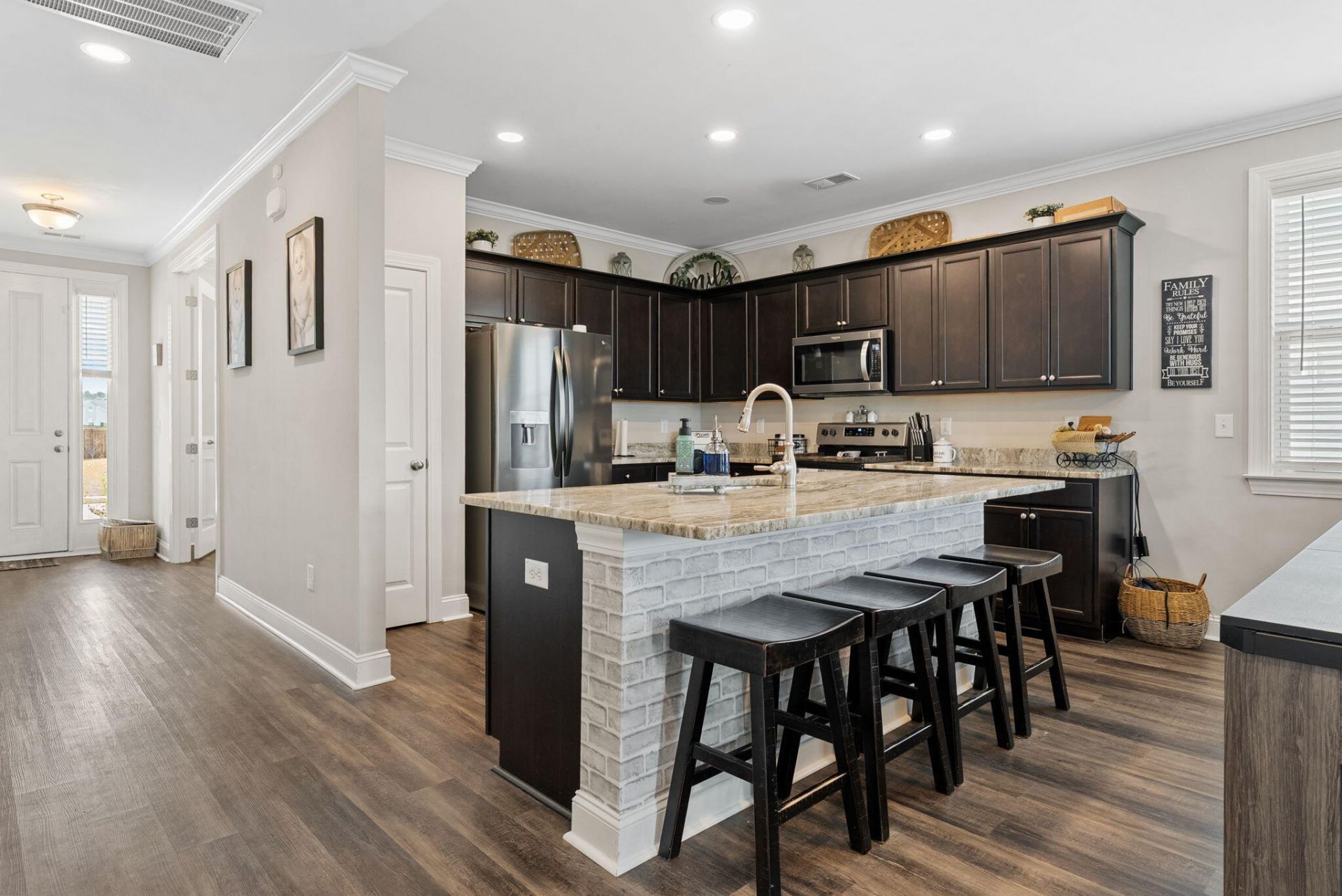 616 Black Pine Road Photo 7