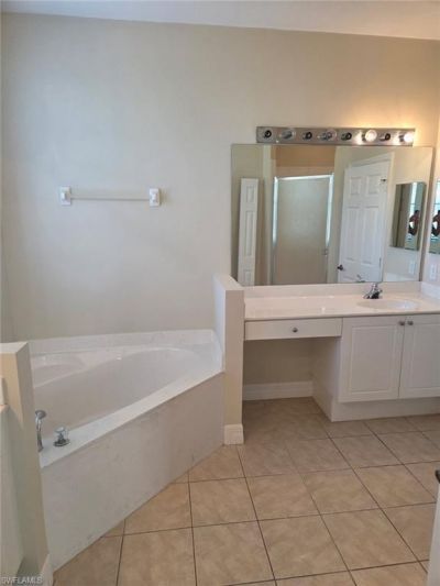 15122 Summit Place Cir, Unit 212, Naples, FL 34119 Photo