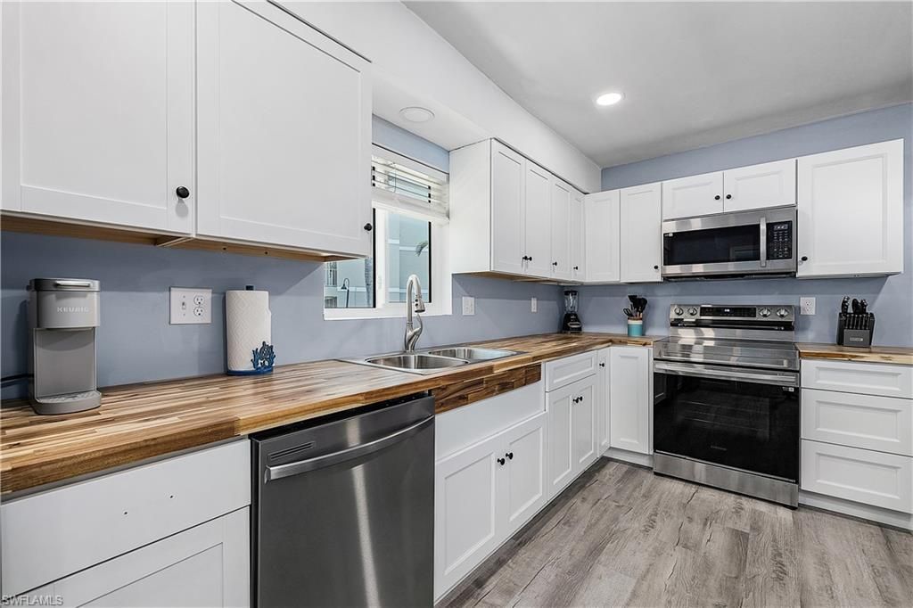 610 Donax St, Unit 311, Sanibel, FL 33957 Photo