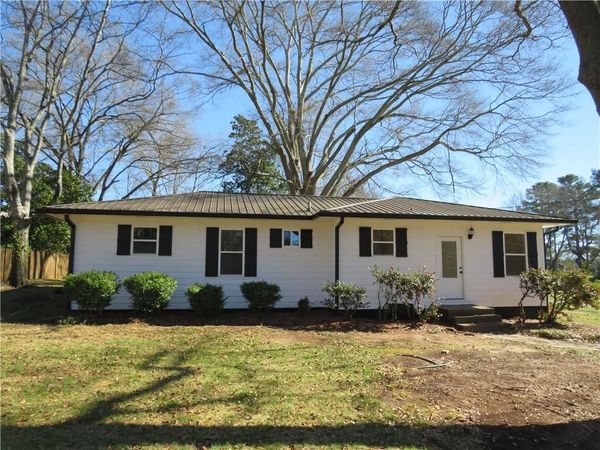 220 John Phillips Road , Cedartown, GA 30125