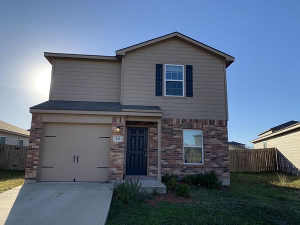 217 Denson LN, Jarrell, TX 76537