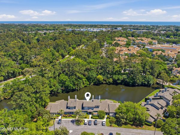 94 PLAYERS CLUB VILLAS Road, Ponte Vedra Beach, FL 32082