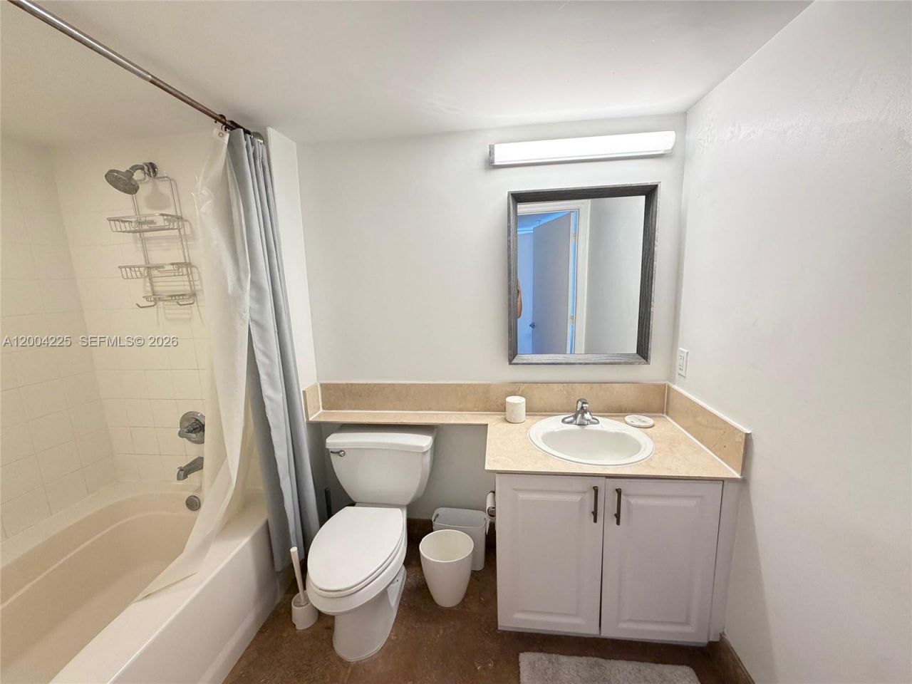 90 Alton Rd, Unit 301, Miami Beach, FL 33139 Photo