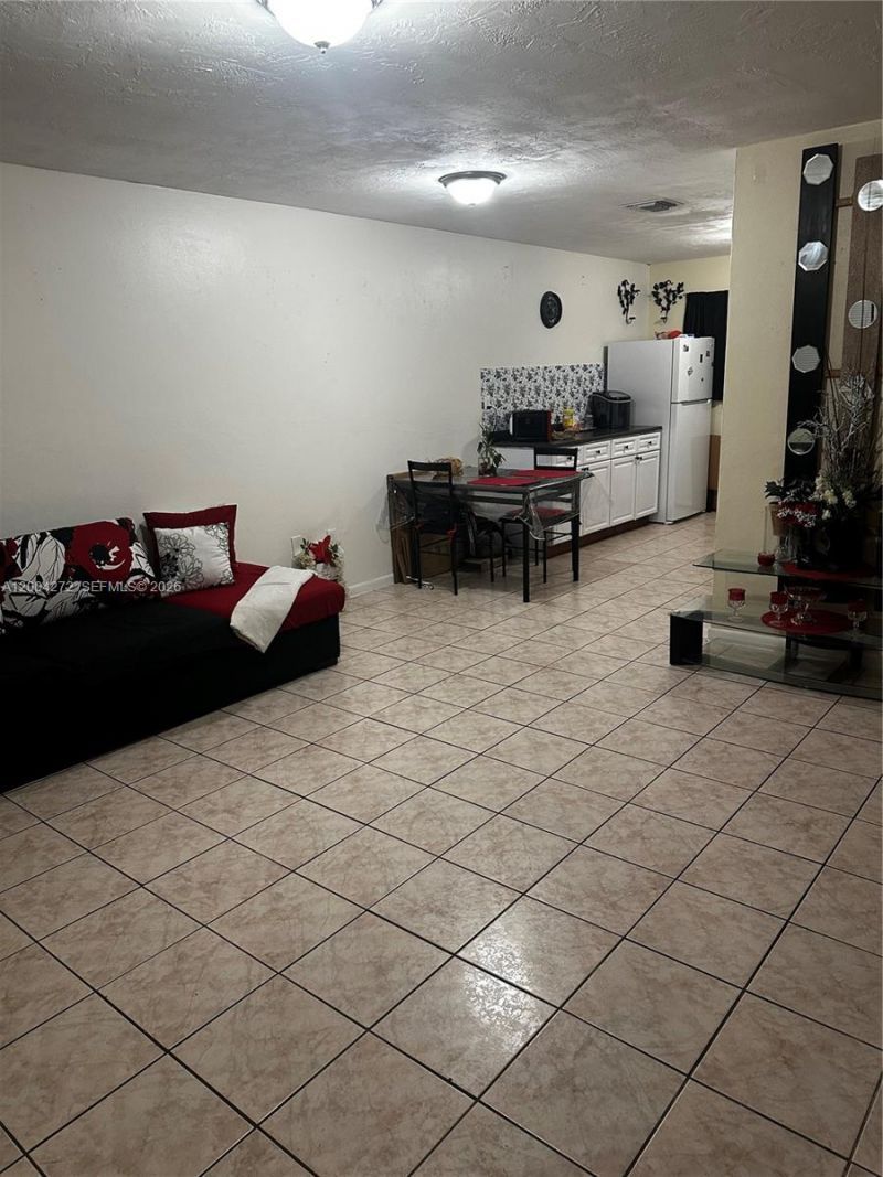 2742 NW 49th St, Unit 2742, Miami, FL 33142 Photo