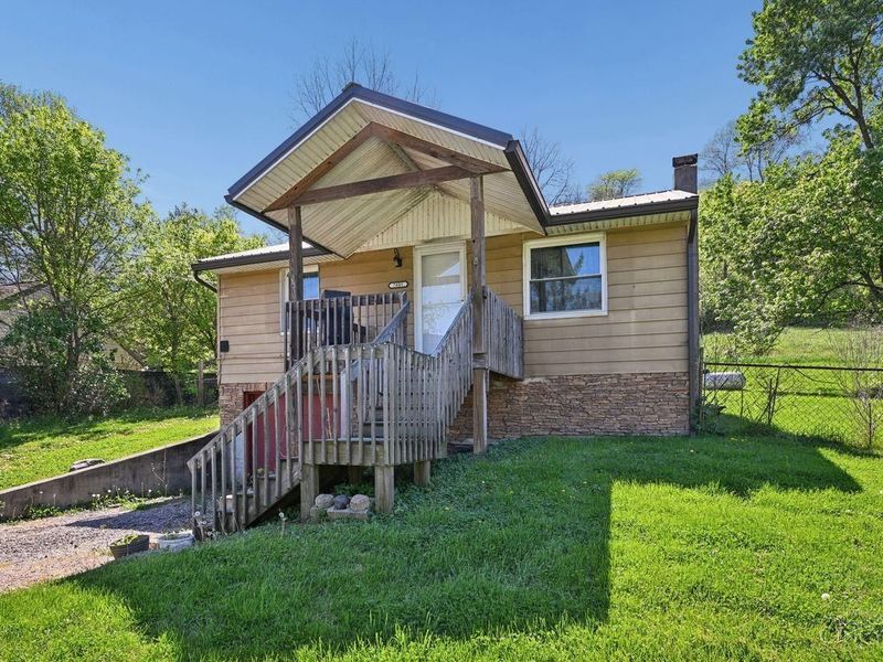 7605 Wesselman Road, Miami Twp, OH 45002 Photo 2