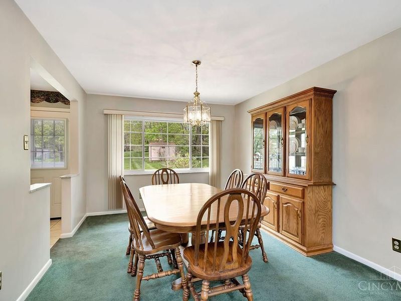 6268 Sharlene Drive, Green Township, OH 45248 Photo 11