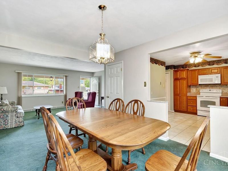 6268 Sharlene Drive, Green Township, OH 45248 Photo 12