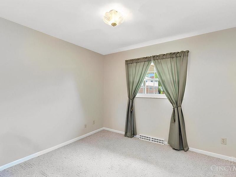 6268 Sharlene Drive, Green Township, OH 45248 Photo 18