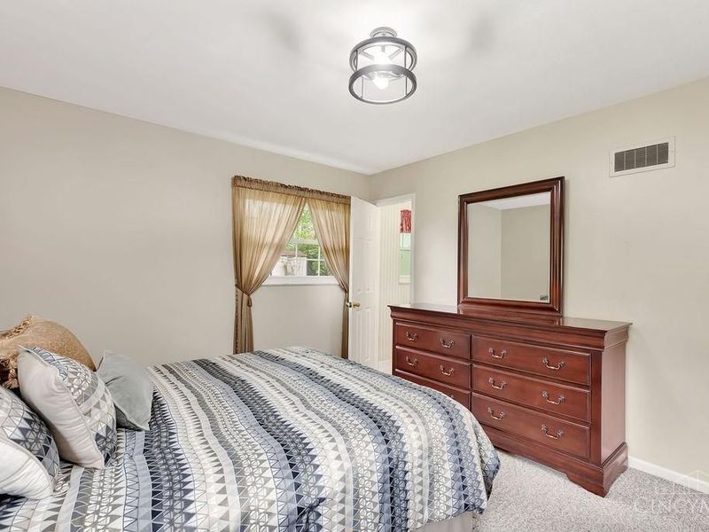 6268 Sharlene Drive, Green Township, OH 45248 Photo 21