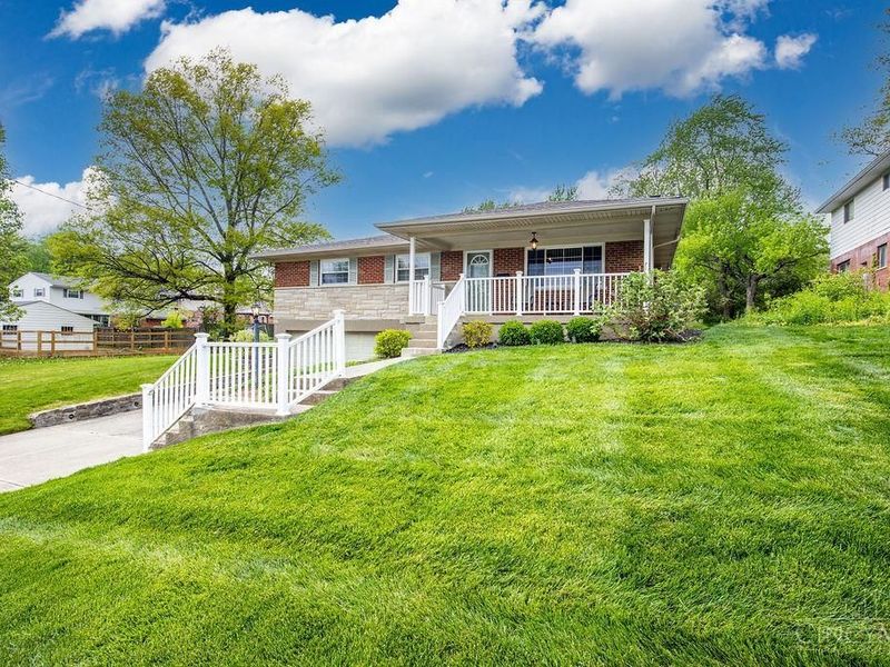 6268 Sharlene Drive, Green Township, OH 45248 Photo 4