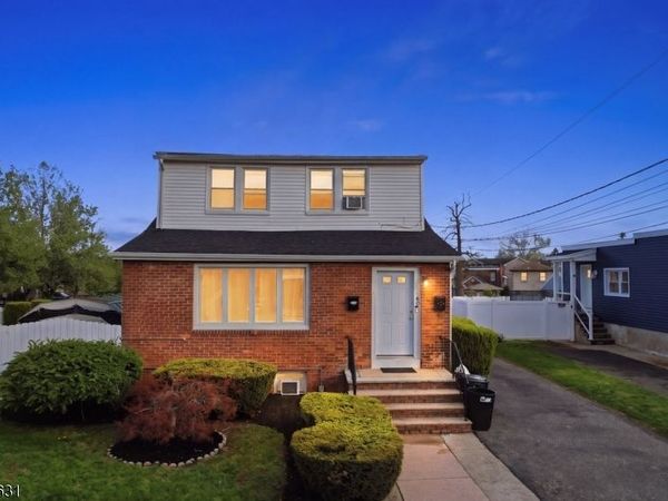 60 Westervelt Pl, Lodi, NJ 07644