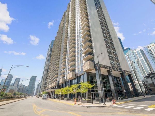 400 E RANDOLPH Street , Unit 2225, Chicago, IL 60601