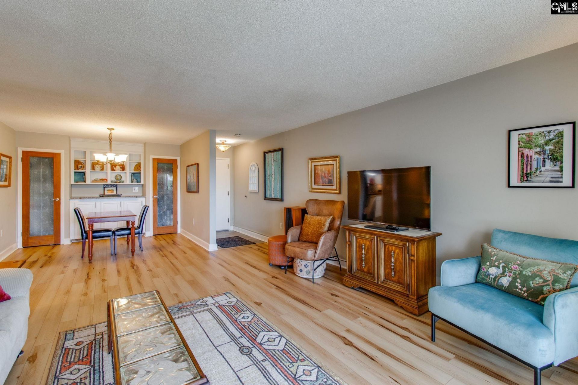 1825 Saint Julian Place  Photo 6