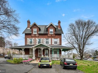 231 S OAK AVENUE , CLIFTON HEIGHTS, PA 19018
