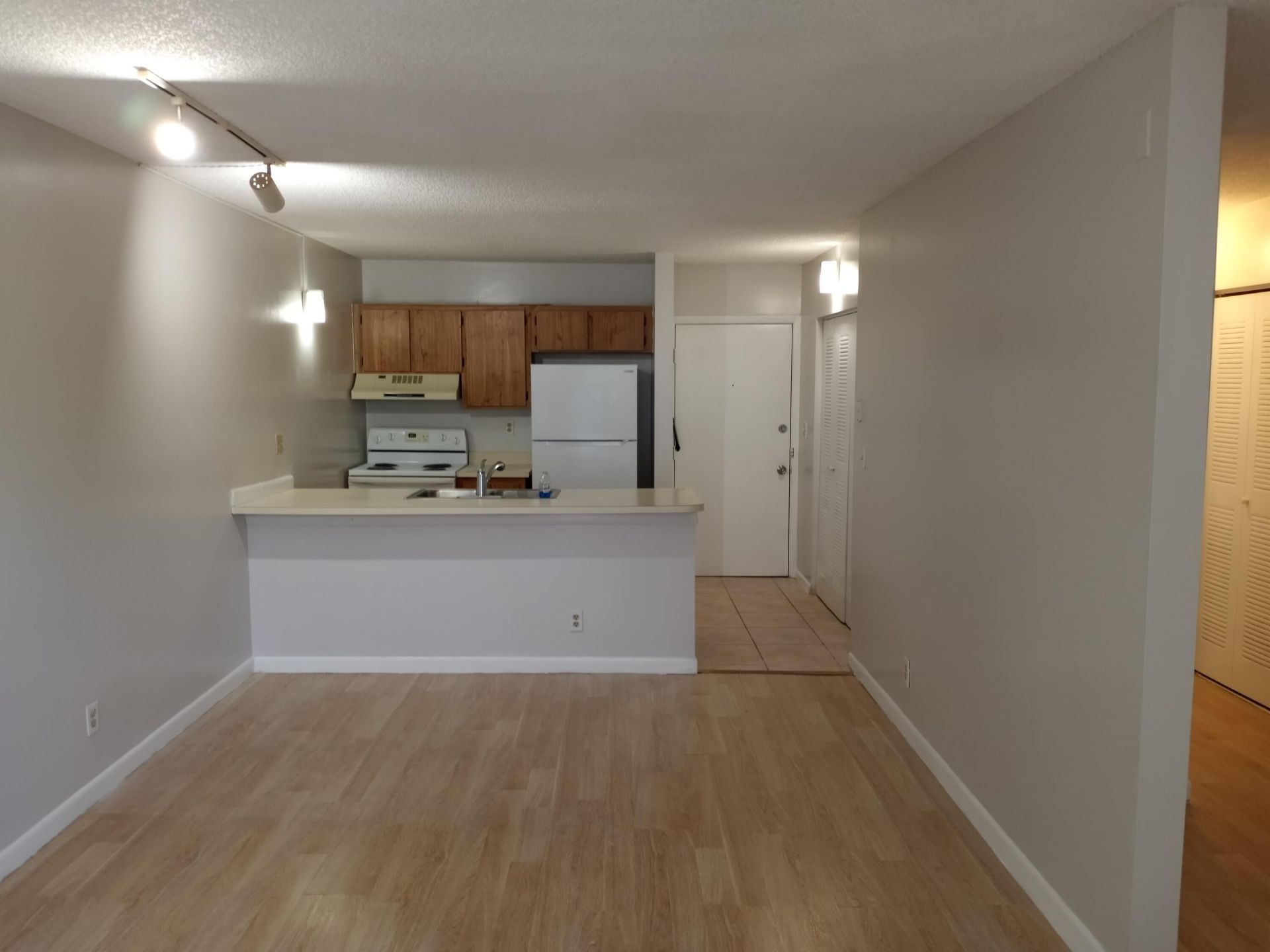 2771 Riverside Drive, Unit 210-a, Coral Springs, FL 33065 Photo