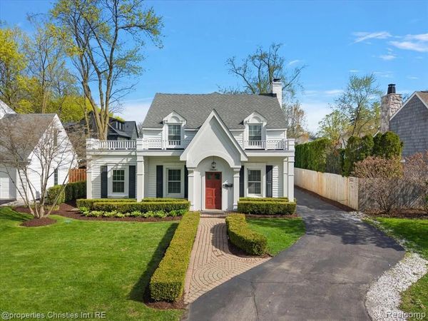 1900 Fairview Street, Birmingham, MI 48009