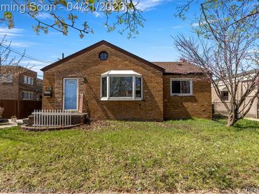 19641 Henry Street, Melvindale, MI 48122