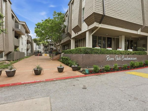 4851 Cedar Springs Road, Unit 388, Dallas, TX 75219