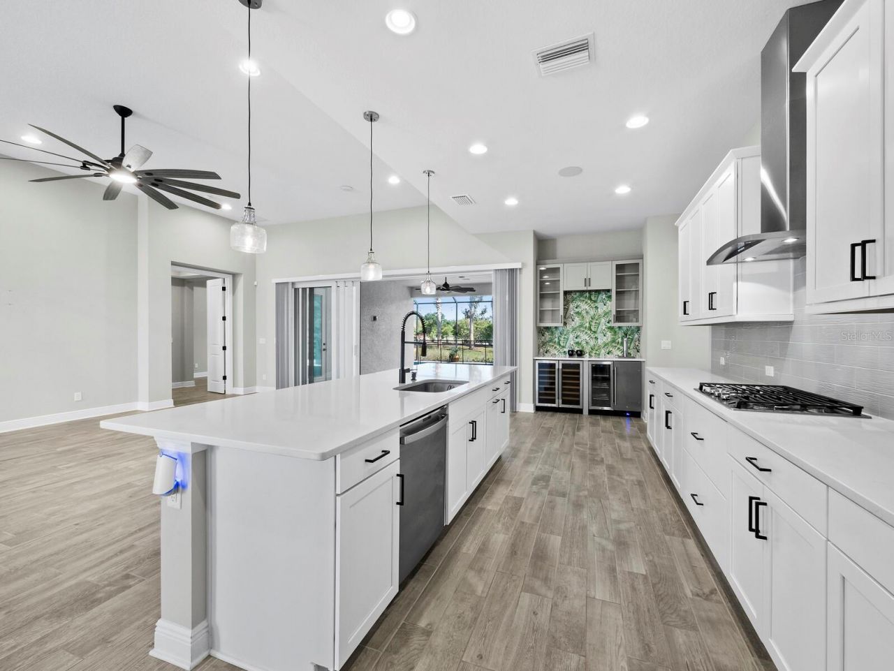 6129 Lungo Lago Drive, Sarasota, FL 34241 Photo
