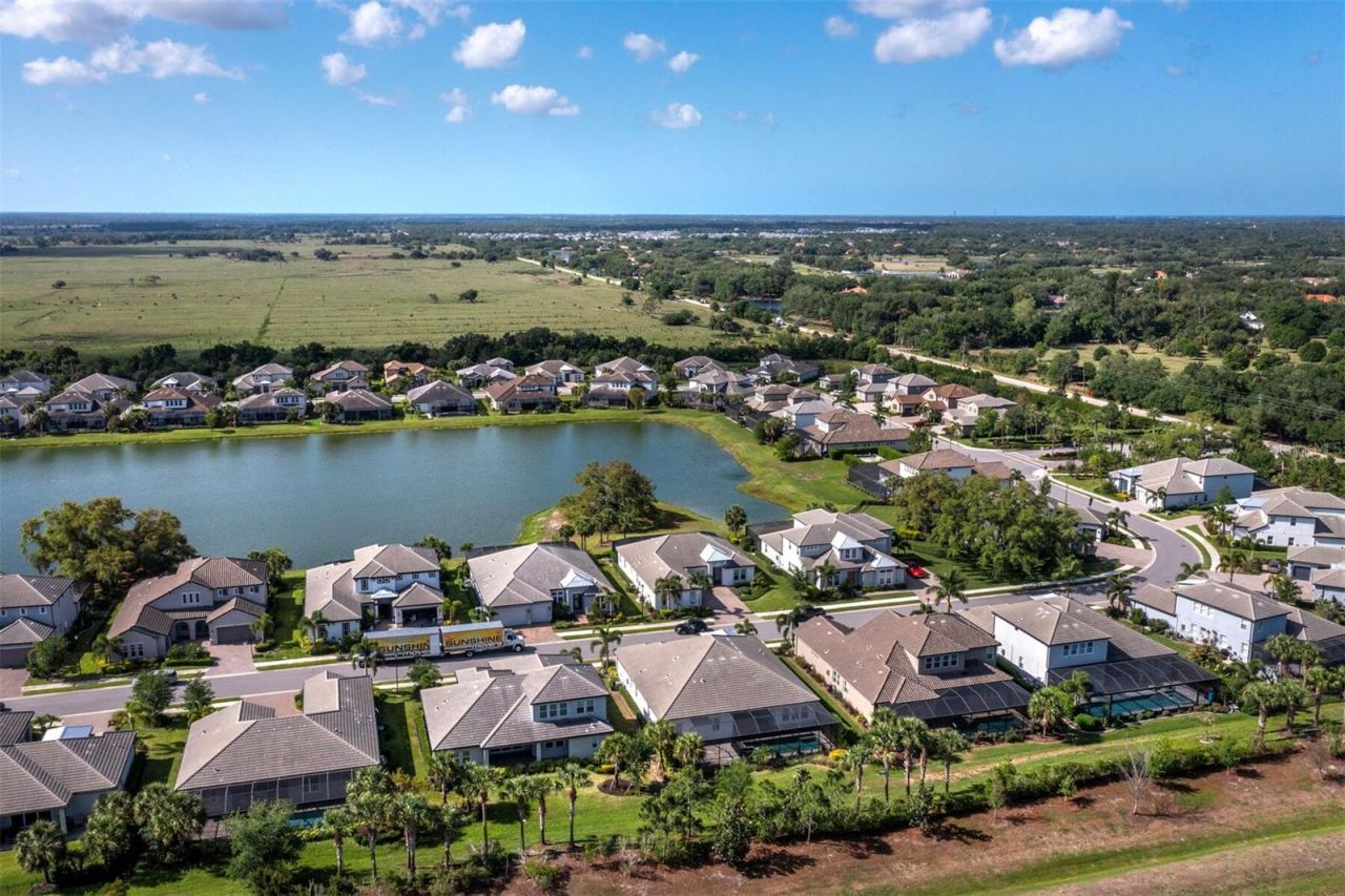 6129 Lungo Lago Drive, Sarasota, FL 34241 Photo