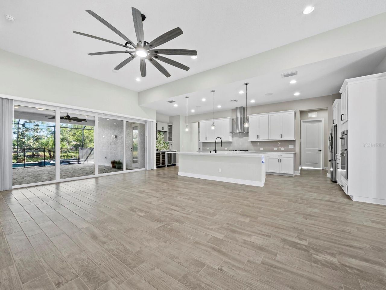 6129 Lungo Lago Drive, Sarasota, FL 34241 Photo
