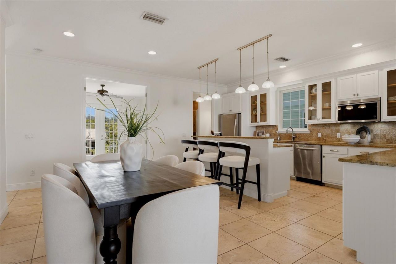 418 Pine Avenue, Anna Maria, FL 34216 Photo