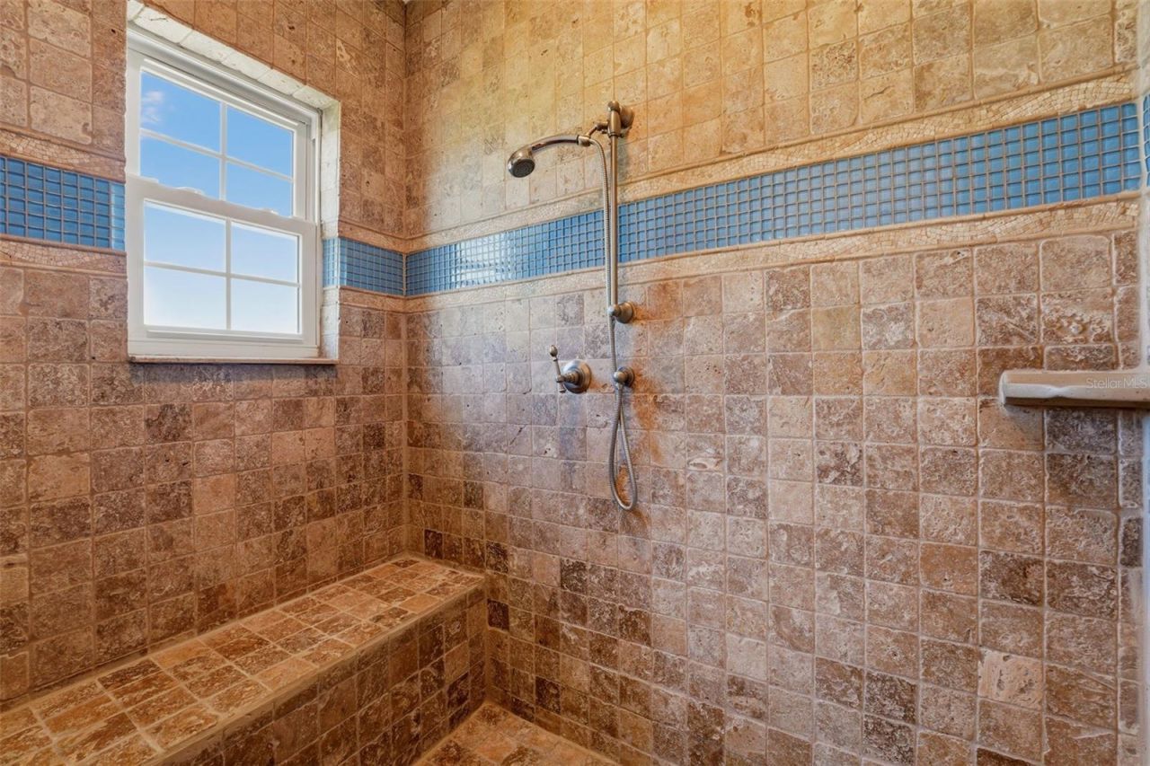 418 Pine Avenue, Anna Maria, FL 34216 Photo