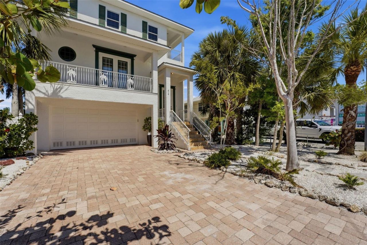 418 Pine Avenue, Anna Maria, FL 34216 Photo