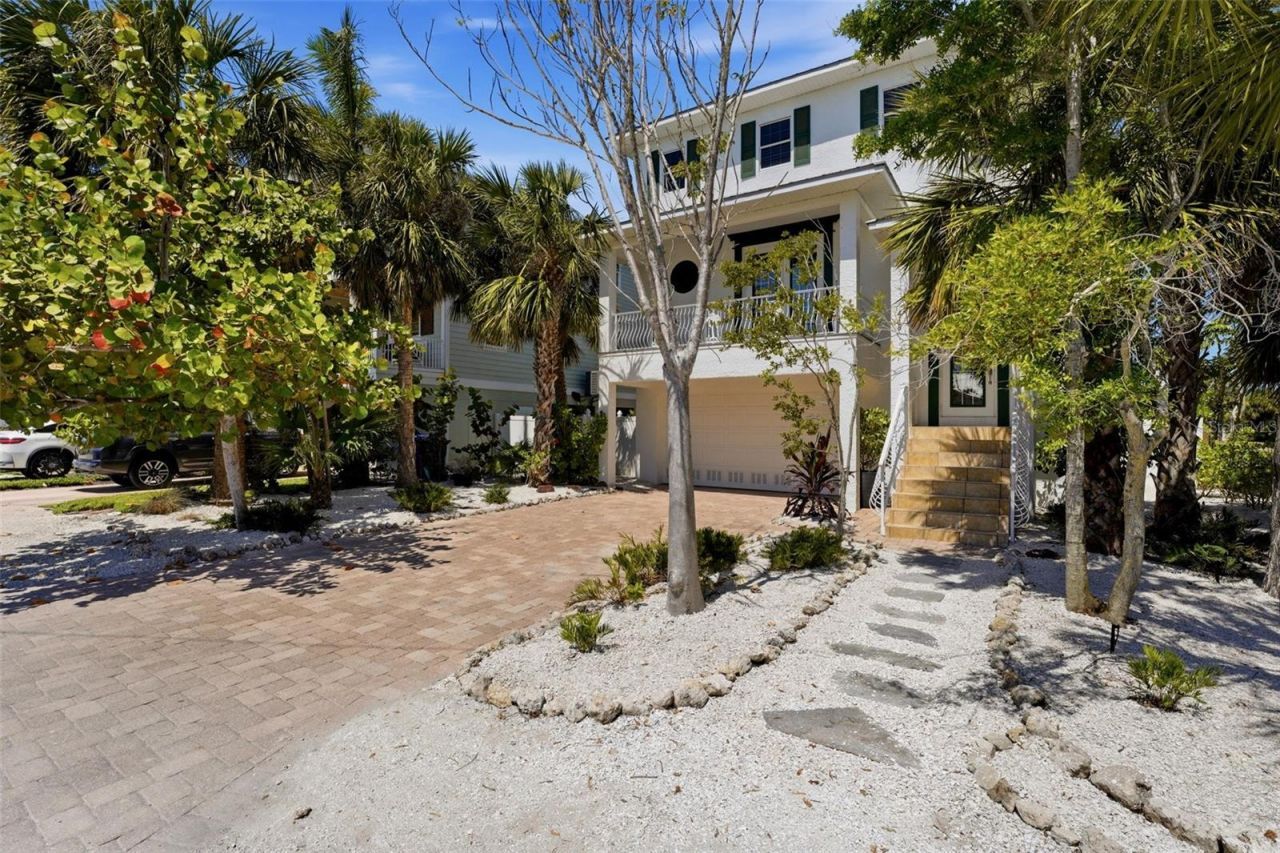 418 Pine Avenue, Anna Maria, FL 34216 Photo