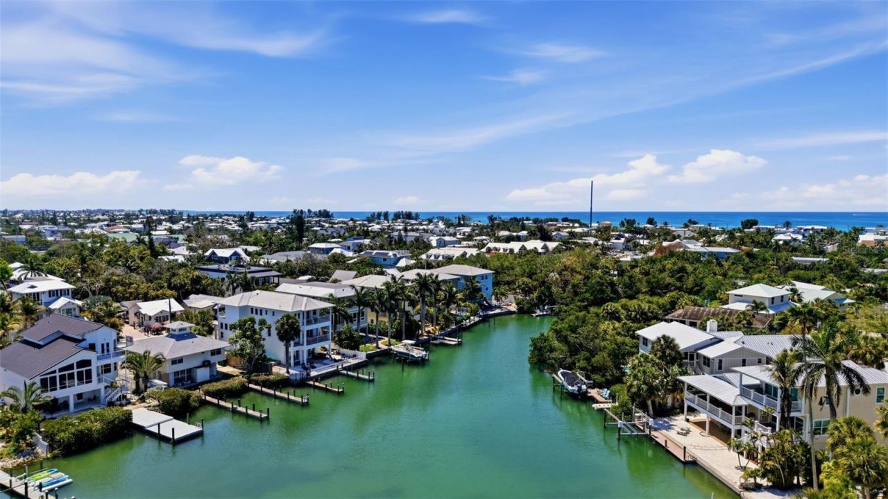 418 Pine Avenue, Anna Maria, FL 34216 Photo