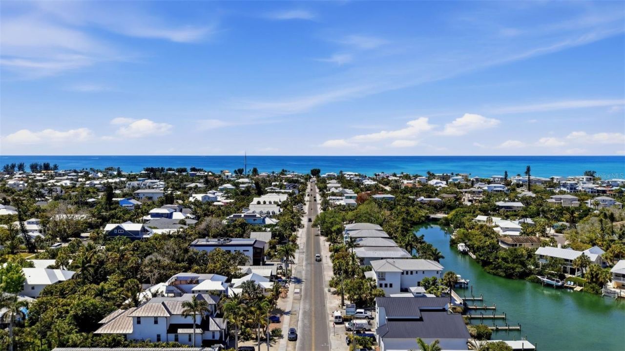 418 Pine Avenue, Anna Maria, FL 34216 Photo