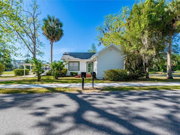 25749 SW 1ST AVENUE , NEWBERRY, FL 32669