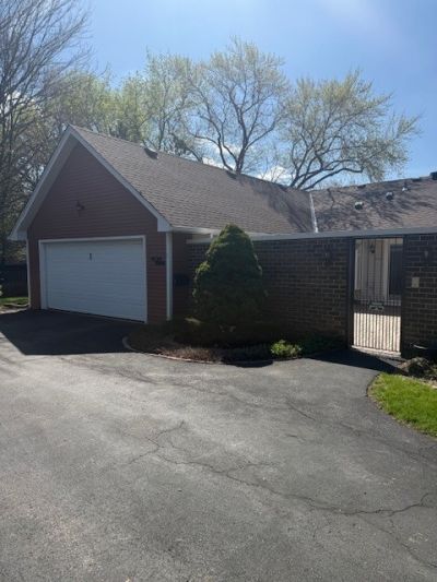 3 Calchester On Auburn Road, Rolling Meadows, IL 60008