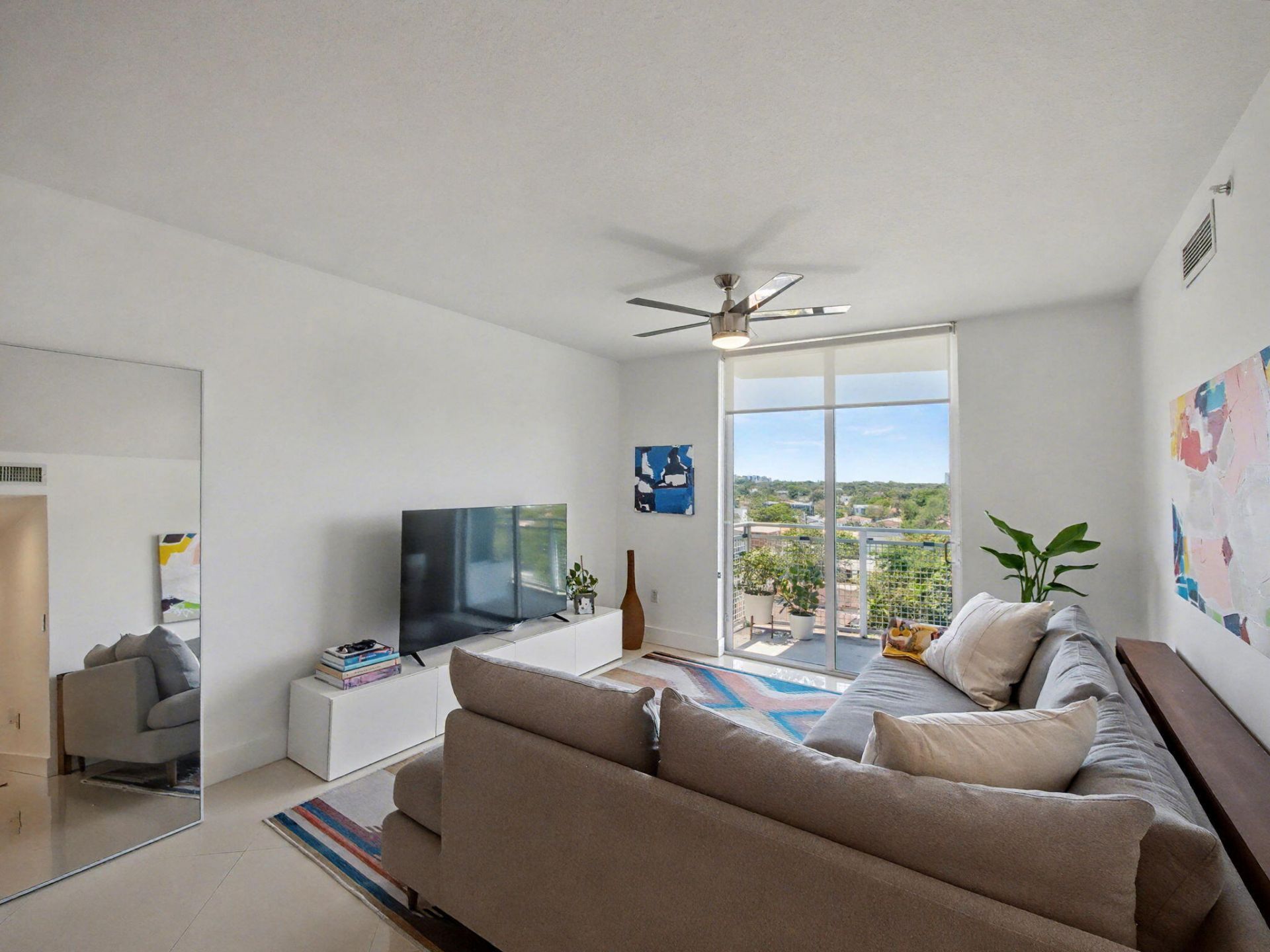 2600 SW 27th Avenue, Unit 603, Miami, FL 33133 Photo