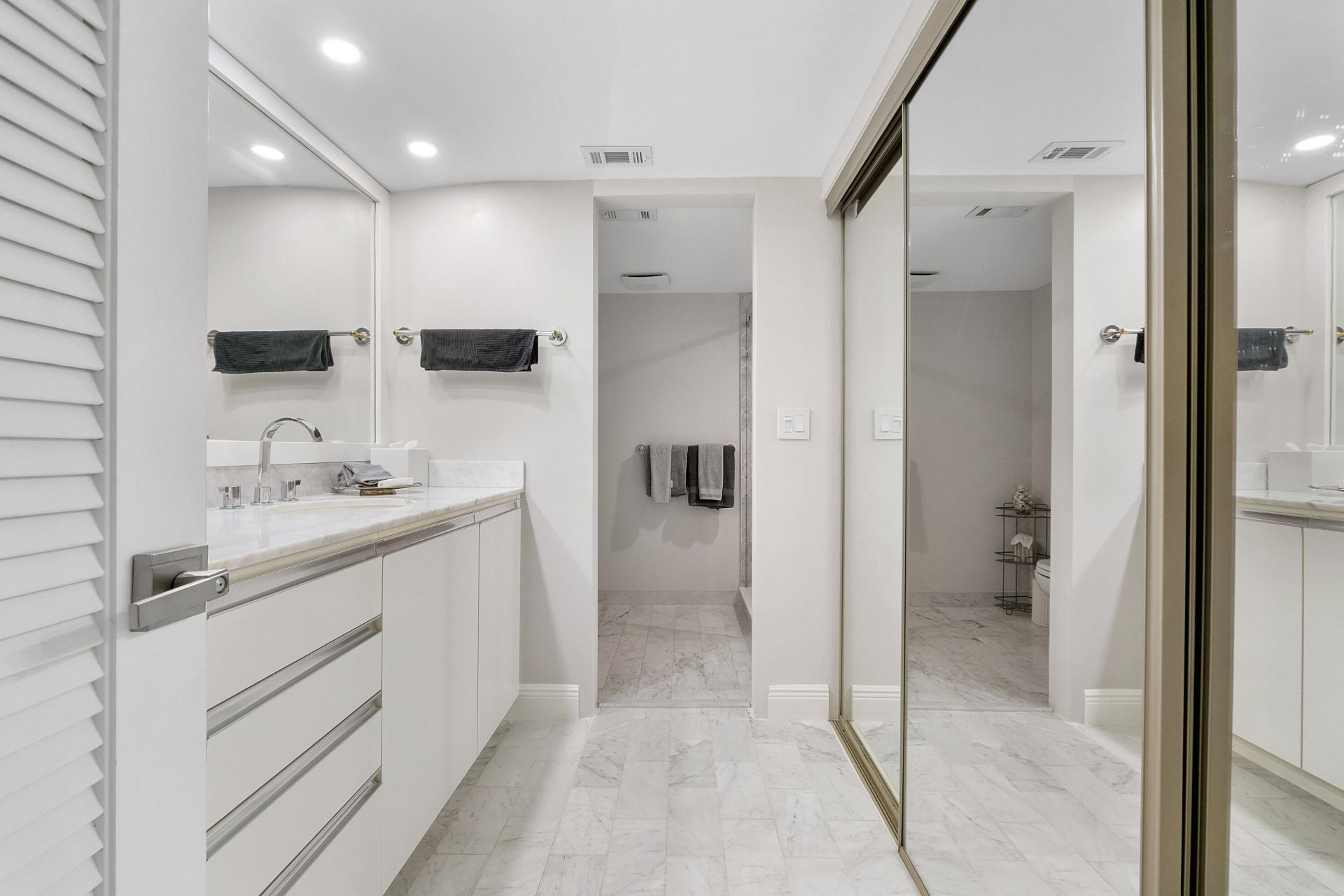 501 N Riverside Drive, Unit 203, Pompano Beach, FL 33062 Photo