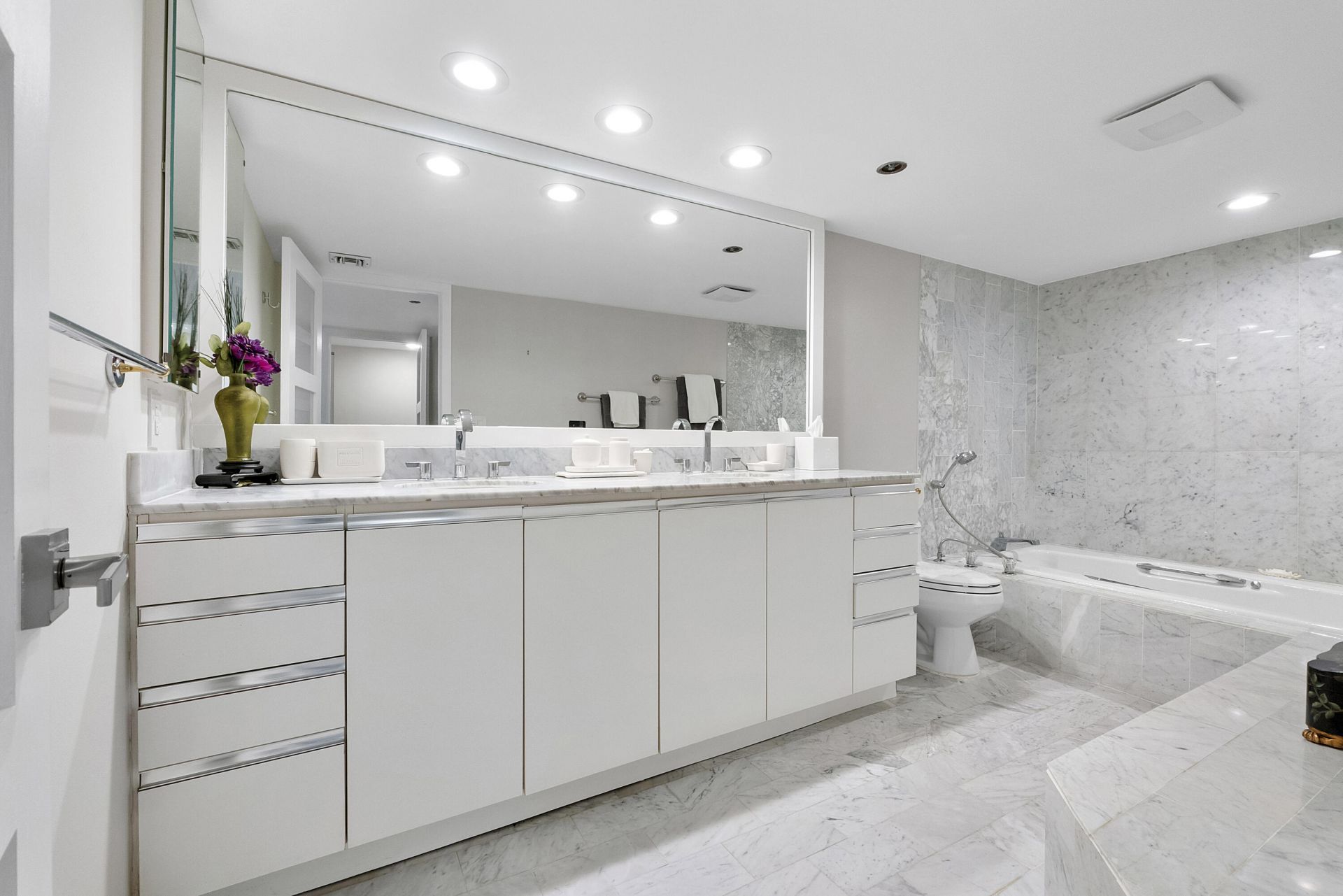 501 N Riverside Drive, Unit 203, Pompano Beach, FL 33062 Photo