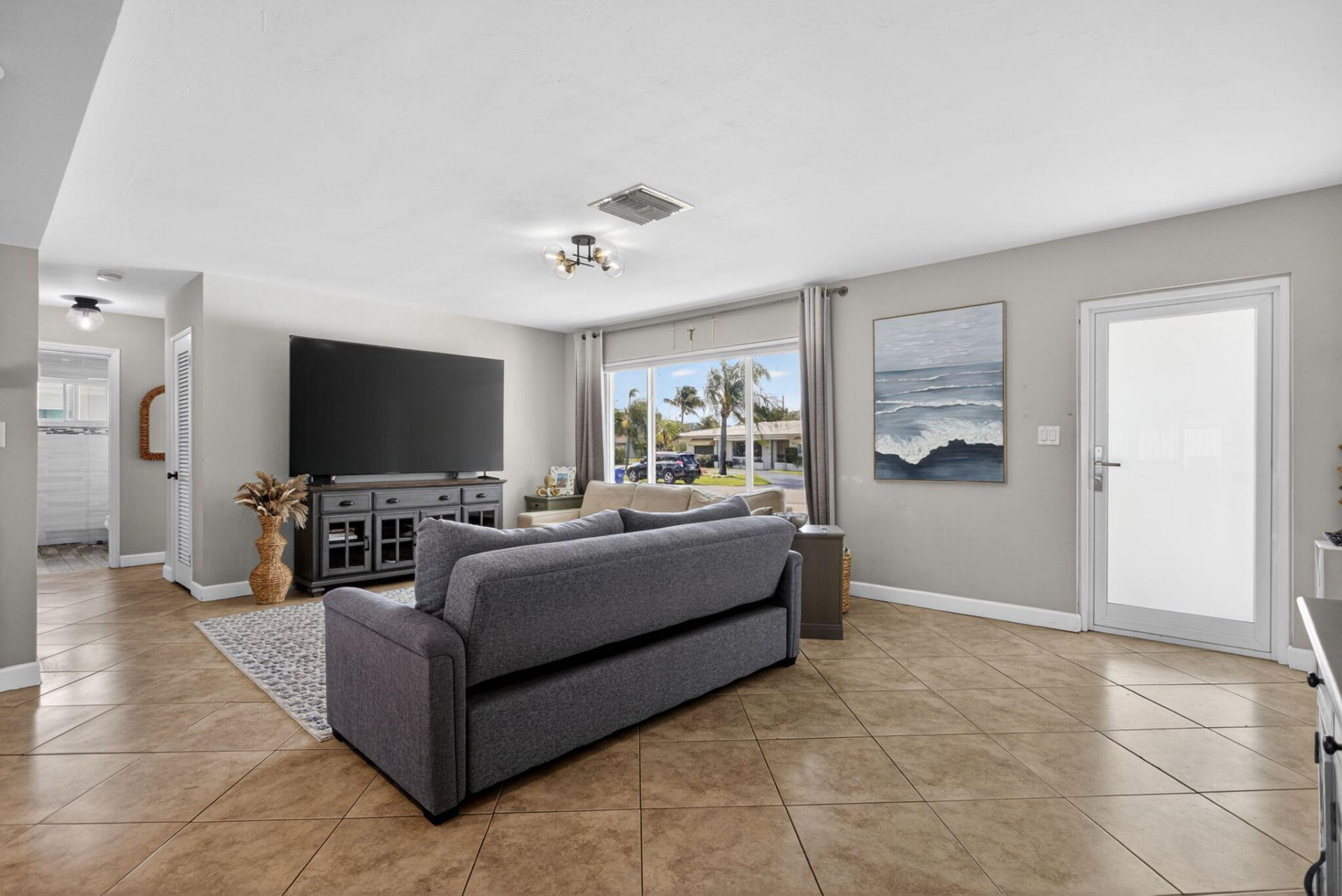 571 SE 14th Street, Pompano Beach, FL 33060 Photo