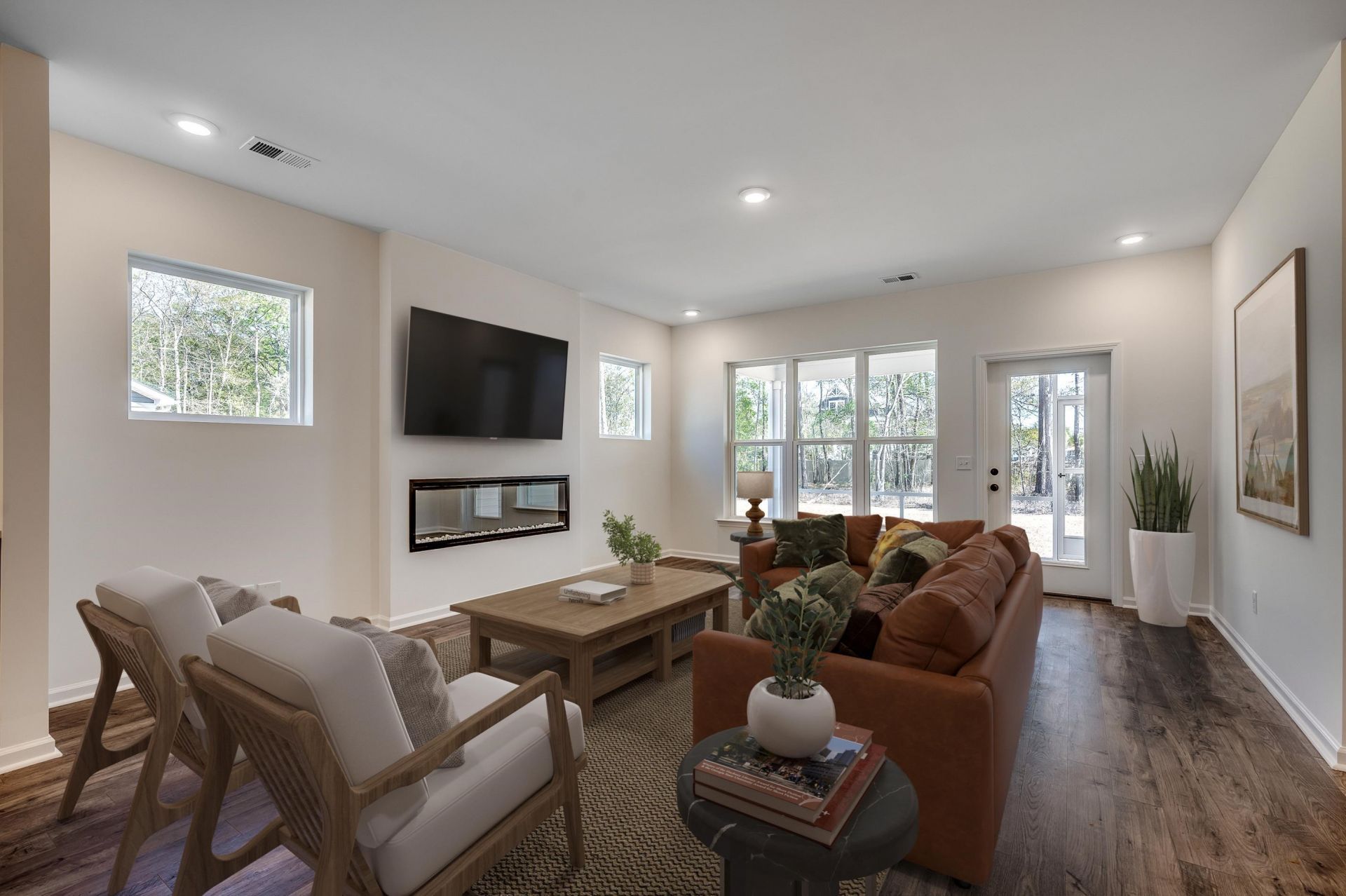 3044 Claredon St  Photo 8