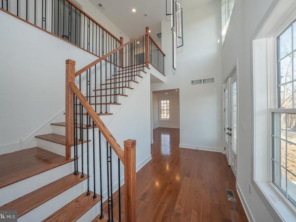 2627 COUNTY LINE RD, CHALFONT, PA 18914