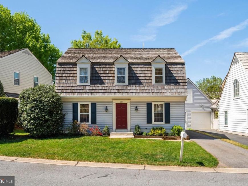 206 Saybrooke View Place, Gaithersburg, MD 20877 Main Photo
