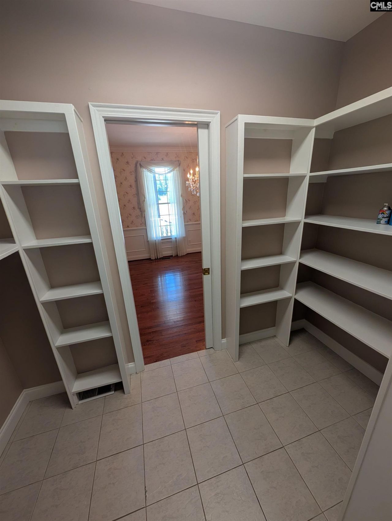 1121 Canterfield Road  Photo 13