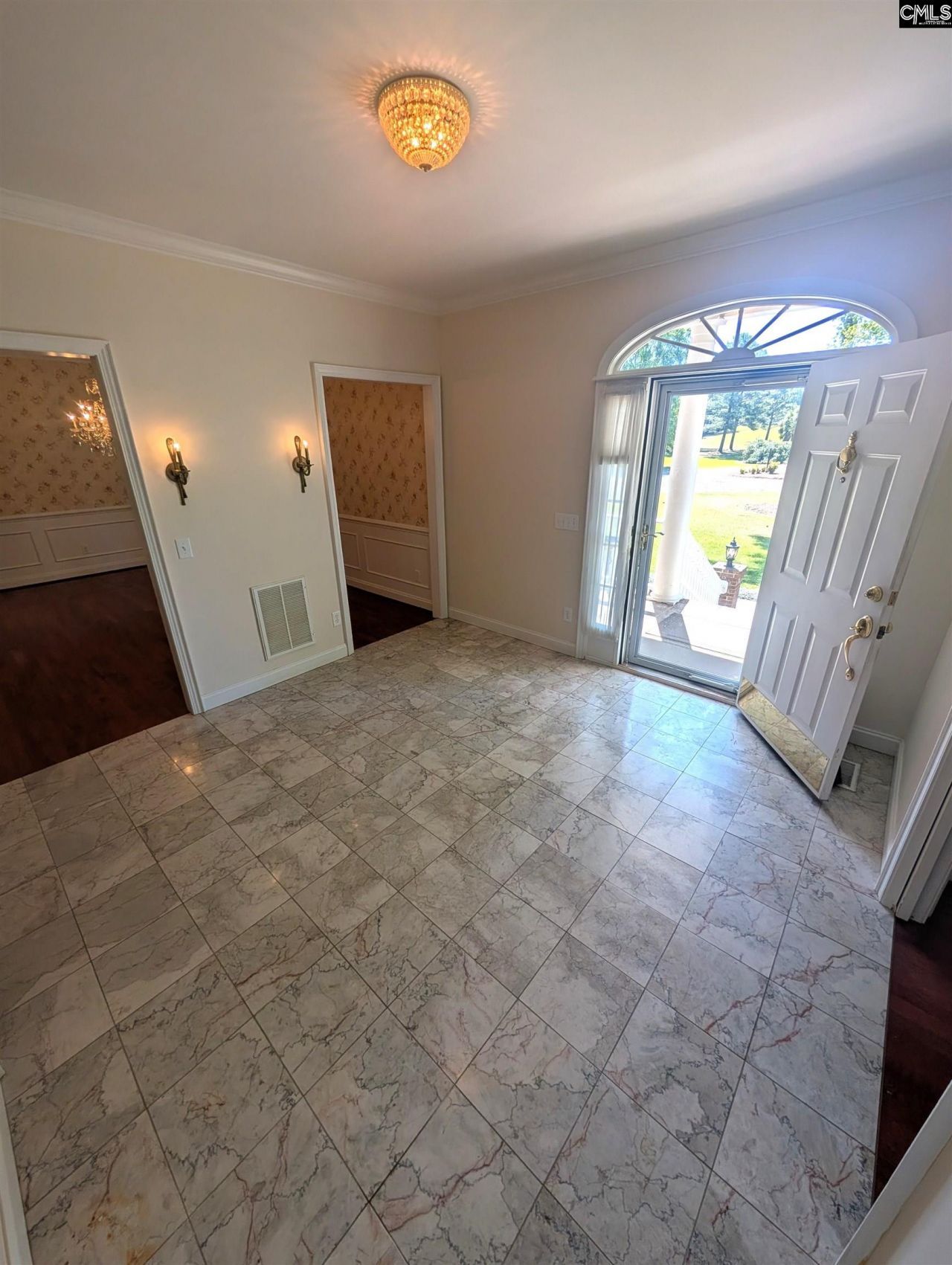 1121 Canterfield Road  Photo 5